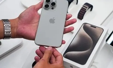3 chiếc iPhone cũ rớt giá cực mạnh đáng mua nhất hiện nay