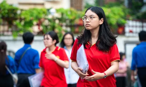 Dự báo điểm chuẩn trường tốp đầu tăng nhẹ