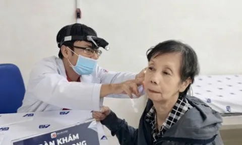 Hình ảnh ngày đầu tiên khám sức khỏe miễn phí tại Bệnh viện An Bình theo chương trình của TPHCM