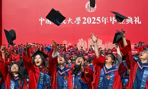 12.000 chương trình học ở Trung Quốc bị khai tử do đâu?