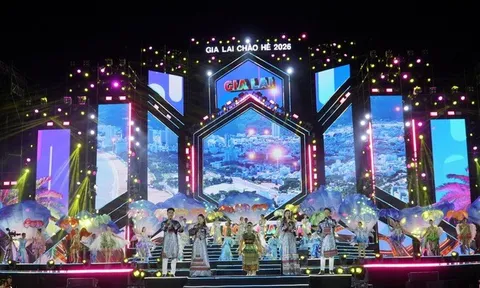 Đại ngàn "chạm" biển xanh: Gia Lai "đốt nóng" mùa du lịch hè bằng đêm nhạc bùng nổ
