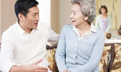 Về già không đủ tiền trả viện phí, một câu nói của con rể khiến tôi cảm thấy hối hận