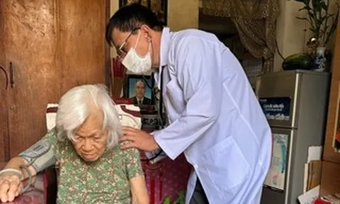 TPHCM: Thí điểm khám chữa bệnh BHYT tại nhà