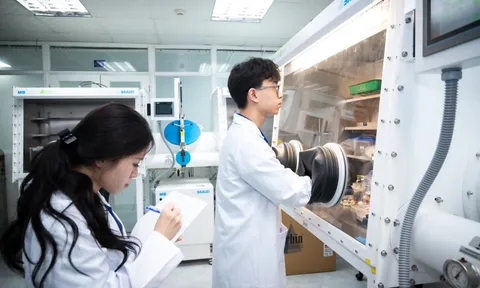 Có gì tại hệ thống lab 30 triệu USD của ĐH Khoa học & Công nghệ Hà Nội
