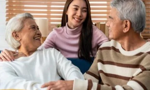 Càng về già càng nên giữ kín mọi chuyện thay vì kể hết cho con cái, đặc biệt là 3 điều này