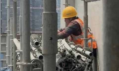 Người mẹ gánh thép nuôi con top 5 khối Lịch sử: 'Con không hận mẹ là được rồi'