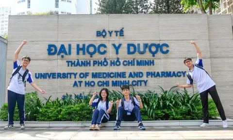 20 học sinh đầu tiên trúng tuyển Đại học Y Dược TP.HCM