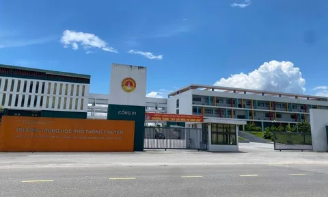 Sở GD&ĐT Tuyên Quang thông tin về giám thị vụ điểm Toán cao