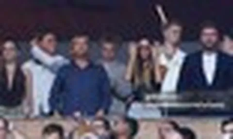 Xôn xao hình ảnh gia đình Beckham và vợ chồng Brooklyn - Nicola Peltz cùng xem Messi thi đấu: Cuộc chiến gia tộc đã kết thúc?