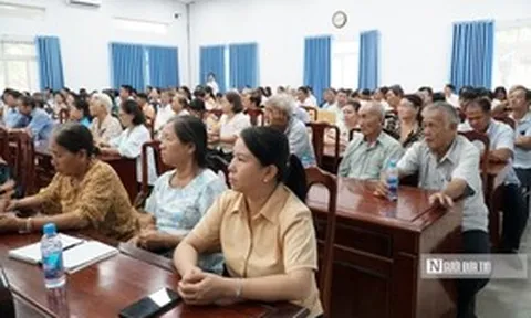 Cử tri Bình Dương kiến nghị tháo gỡ “điểm nghẽn” sổ đỏ và xử lý áp lực rác thải sau sáp nhập