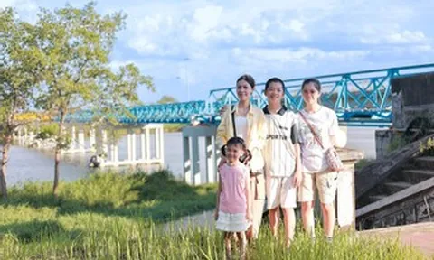 Mẹ Hà Nội chi 20 triệu, lái xe 1.800km đưa 3 con tận hưởng 'học kỳ hè khác biệt'