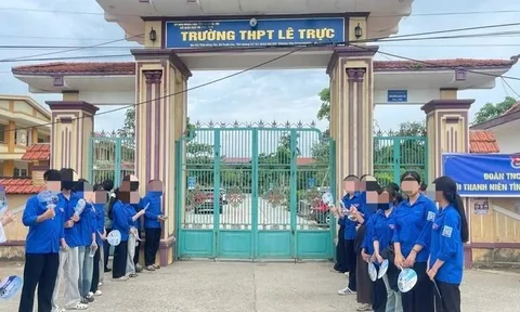 Nghi vấn tiêu cực tại điểm thi ở Quảng Trị: Hiệu trưởng nói gì?