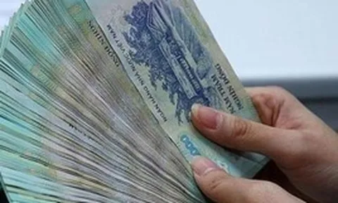 Phát hiện nhiều cọc tiền 500.000 đồng nằm chơ vơ tại nhà ga, Cảng Hàng không Quốc tế Nội Bài lập tức xác minh