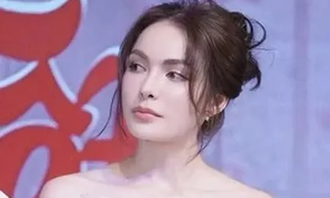 Á hậu kiện một ngân hàng