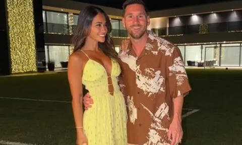 Vợ người mẫu vỡ oà khi Messi giúp Argentina đánh bại Anh vào chung kết World Cup
