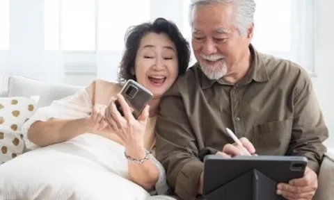 Cách sống khôn ngoan tuổi 70: Chia tiền tiết kiệm thành 3 nơi để không phải dựa vào ai mà con cái cũng không ghét bỏ