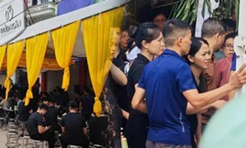 Xót xa 4 đám tang trên một con phố ở Thái Nguyên sau vụ tai nạn xe khách: "Toàn các cháu nhỏ, thương lắm..."