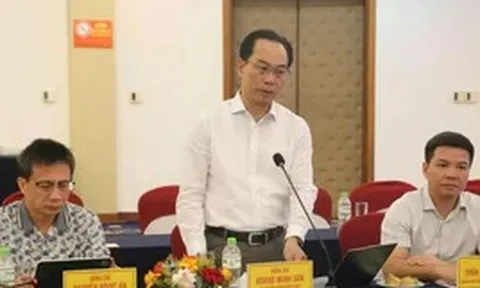 Gian lận thi ở Quảng Trị: Bộ trưởng Bộ GD&ĐT Hoàng Minh Sơn làm việc với UBND tỉnh