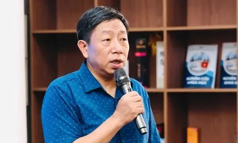 Người thầy biến căn nhà nhỏ thành 'xưởng sáng chế'