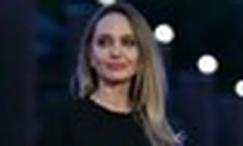 Angelina Jolie rời khỏi Mỹ, khao khát về Đông Nam Á
