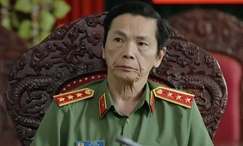 NSND Trung Anh gây ấn tượng khi hóa thân thành lãnh đạo công an