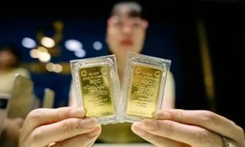Giá vàng thế giới bất ngờ giảm mạnh