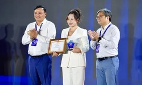 VCCorp vinh dự nhận Giấy khen của Giám đốc Công an TP Hà Nội tại Lễ ra mắt Câu lạc bộ Niềm tin số Thủ đô