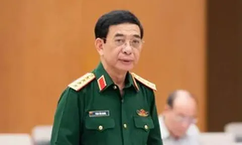 Nghiên cứu bổ sung chính trị viên Ban Chỉ huy quân sự xã là sĩ quan chính quy