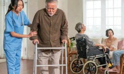 Đưa mẹ vào viện dưỡng lão nghỉ hưu là quyết định khiến tôi day dứt nhưng không hối hận