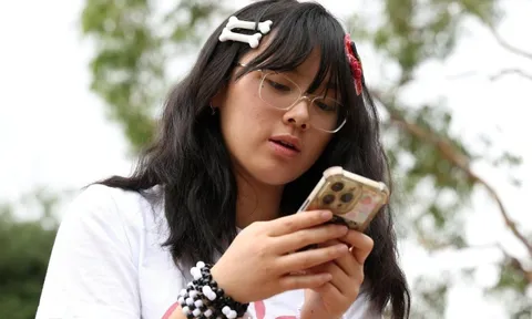 Thế giới bắt đầu nói 'không' với mạng xã hội dành cho trẻ em