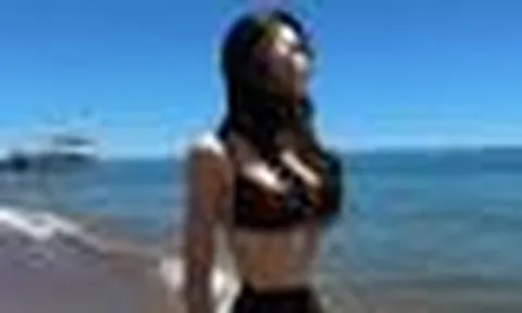 55 triệu người đứng hình khi tình địch Phạm Băng Băng diện bikini, 39 tuổi body vẫn đỉnh nhờ đâu?