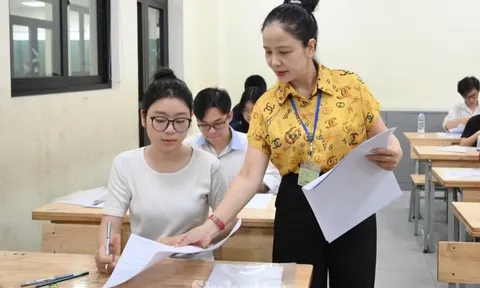 Chuẩn hóa hệ thống khảo thí quan trọng hơn chuyện tách hay không tách
