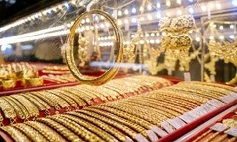 Giá vàng giảm sâu do căng thẳng Trung Đông gia tăng