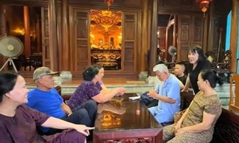 Cụ ông 92 tuổi ở Nghệ An tặng tiền, vàng cho 41 con cháu, nhắn nhủ điều xúc động
