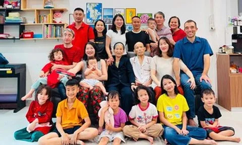 Nhớ lời cha nghèo dạy, 8 con ở Đà Nẵng học thành tài, có người là phó giáo sư