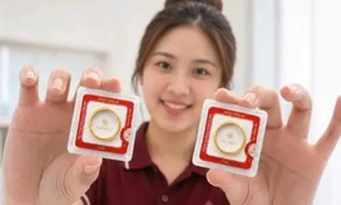 Diễn biến lạ: Giá vàng thế giới tăng mạnh, trong nước chỉ tăng 500.000 đồng/lượng