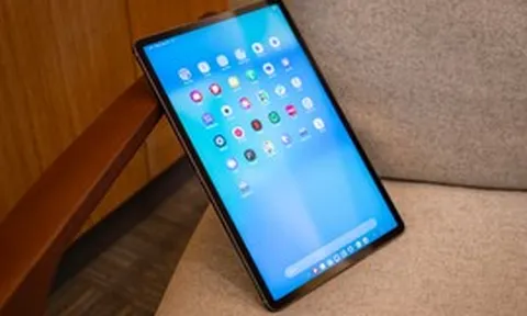 Review Galaxy Tab S10 FE Plus sau gần 18 giờ sử dụng liên tục: Liệu có đáng mua hơn Tab S10 Plus?