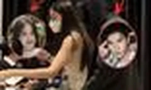 Tóm dính nam rapper 99 nổi tiếng và bạn gái hot girl đi chơi riêng, đàng trai che chắn kín bưng