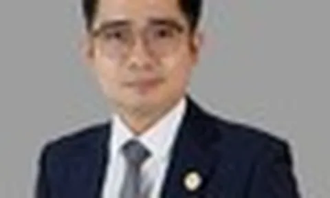 Ai đang nuôi 'giang hồ mạng'?