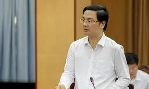Tạm đình chỉ công tác Giám đốc Sở GD&ĐT Tuyên Quang