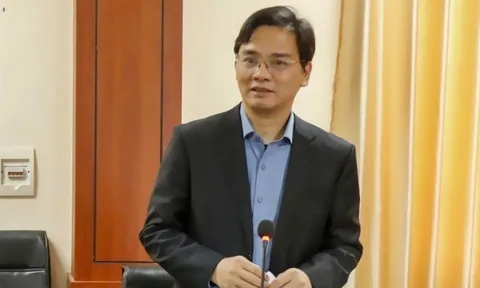 Tạm đình chỉ Giám đốc Sở GD&ĐT Tuyên Quang