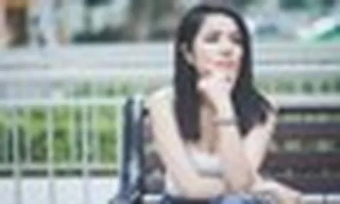 Tiếc cho Kiều Thanh (Phía trước là bầu trời)