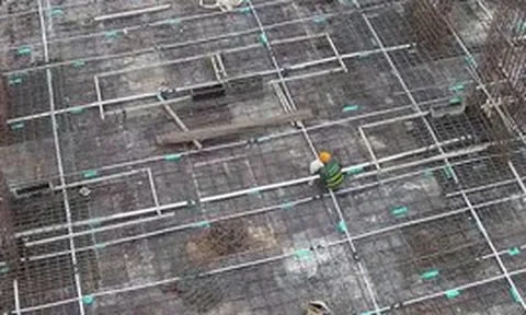 Xe tự chế rơi từ tầng 19, đè chết người ở Bắc Ninh