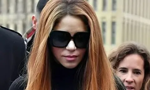 Shakira và giới nghệ sĩ Colombia đau buồn trước thảm họa khiến hơn 160 người thiệt mạng