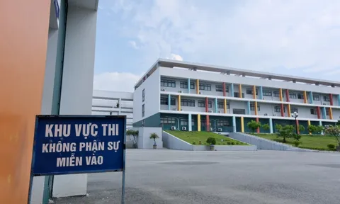 Trường THPT chuyên Tuyên Quang trước ngày tổ chức thi lại