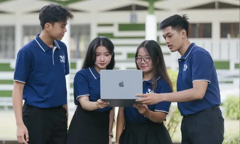 Muốn đi xa, Việt Nam không thể chỉ cần công nghệ