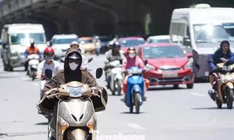Miền Bắc oi nóng trước khi bước vào đợt mưa lớn nhiều ngày