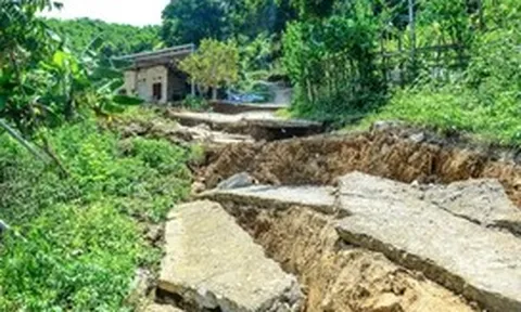 Thanh Hóa công bố tình huống khẩn cấp sạt lở đất tại hai khu vực dân cư vùng cao