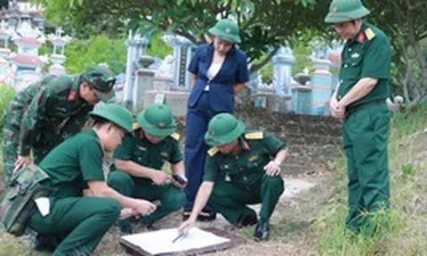 Khảo sát nơi nghi chôn cất khoảng 140 liệt sĩ tại khu vực núi đèo ở Huế