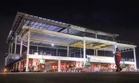 Phát hiện 6 'gã khổng lồ' thép nặng 3.320 tấn âm thầm di chuyển trong đêm: Bí mật phía sau siêu dự án sân bay 4 tỷ USD lộ diện